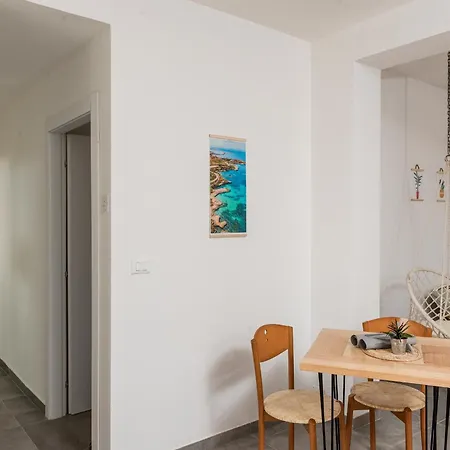 Apartment Green - Affittacamere- By Faendho