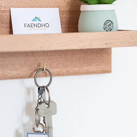 - - By Faendho * Porto Torres