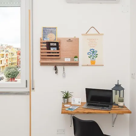 - - By Faendho Porto Torres