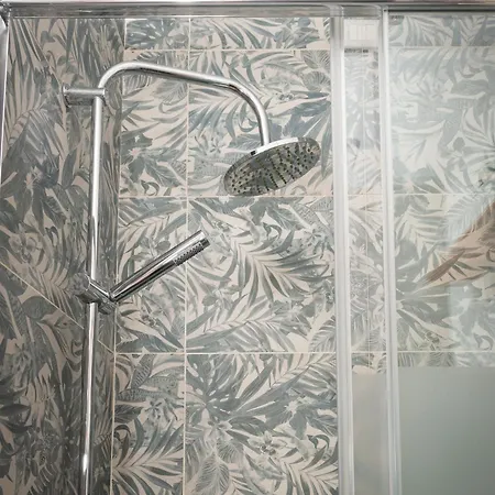 - - By Faendho Appartement